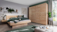 Modernes Zirbenholz-Schlafzimmer